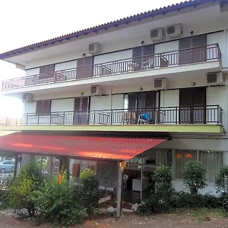 Hotel Chris Ormília